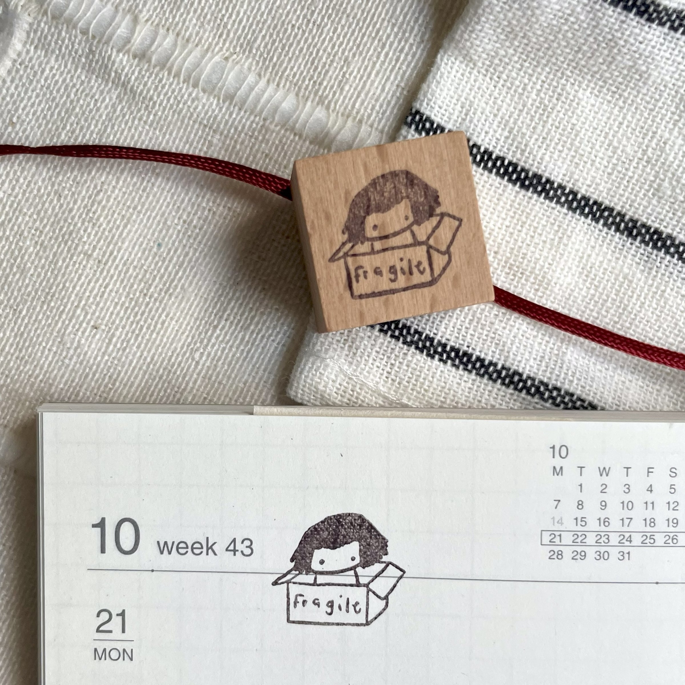 msbulat Rubber Stamp - Fragile / 玻璃心日常