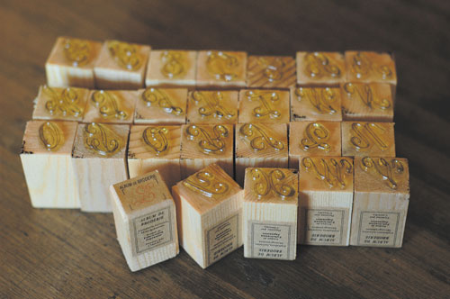 20135 倉敷意匠 Classiky Cursive Alphabet Stamp