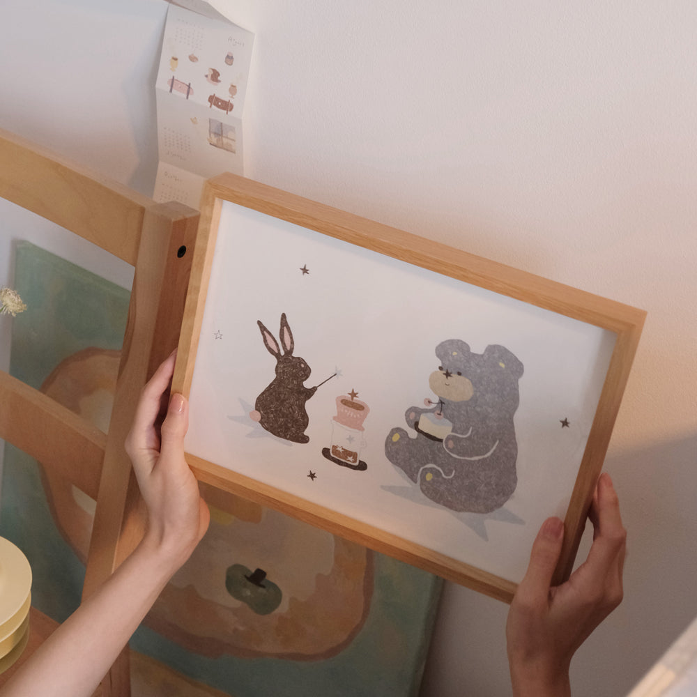 bighands Art Print - (bighands)moments