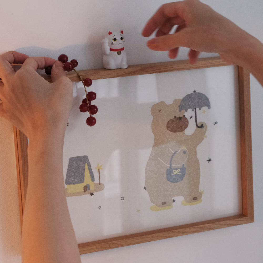 bighands Art Print - (bighands)moments